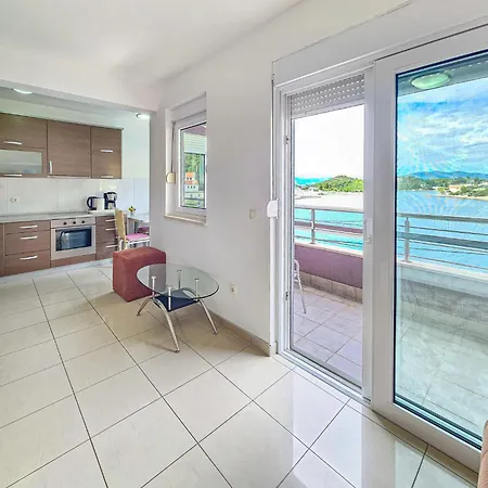 Jasmina-1 By Interhome Blace