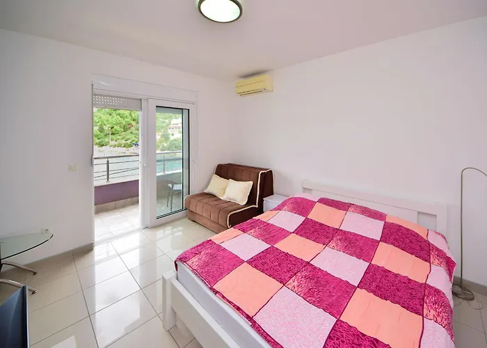 Jasmina-1 By Interhome *