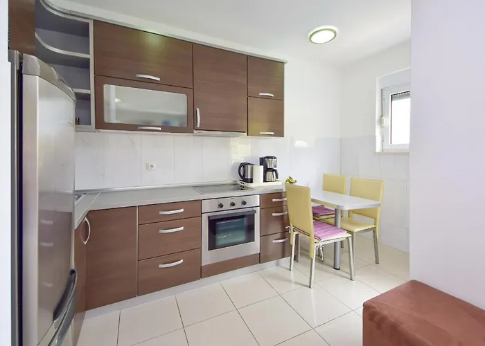 Jasmina-1 By Interhome *