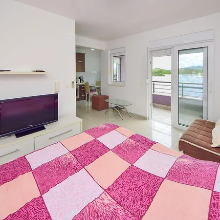 Jasmina-1 By Interhome Appartement