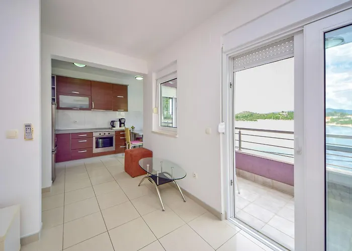 Apartment Jasmina-1 By Interhome